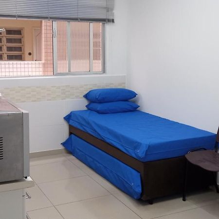 Suite Estudio Office No Coracao Do Gonzaga Em Santos Exterior photo